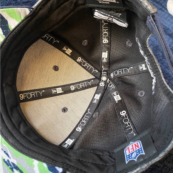 New Era NFL Seattle Seahawks Adjustable Hat - Picture 9 of 11